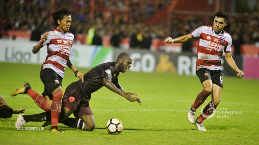 PSM Makassar 2-0 Madura United: Juku Eja Tempel Barito Putera di Puncak Klasemen