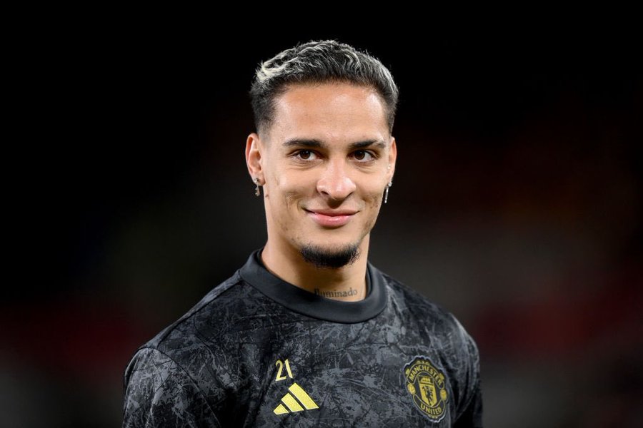 Manchester United Vs Barnsley: Erik Ten Hag Enggan Garansi Antony Jadi Starter