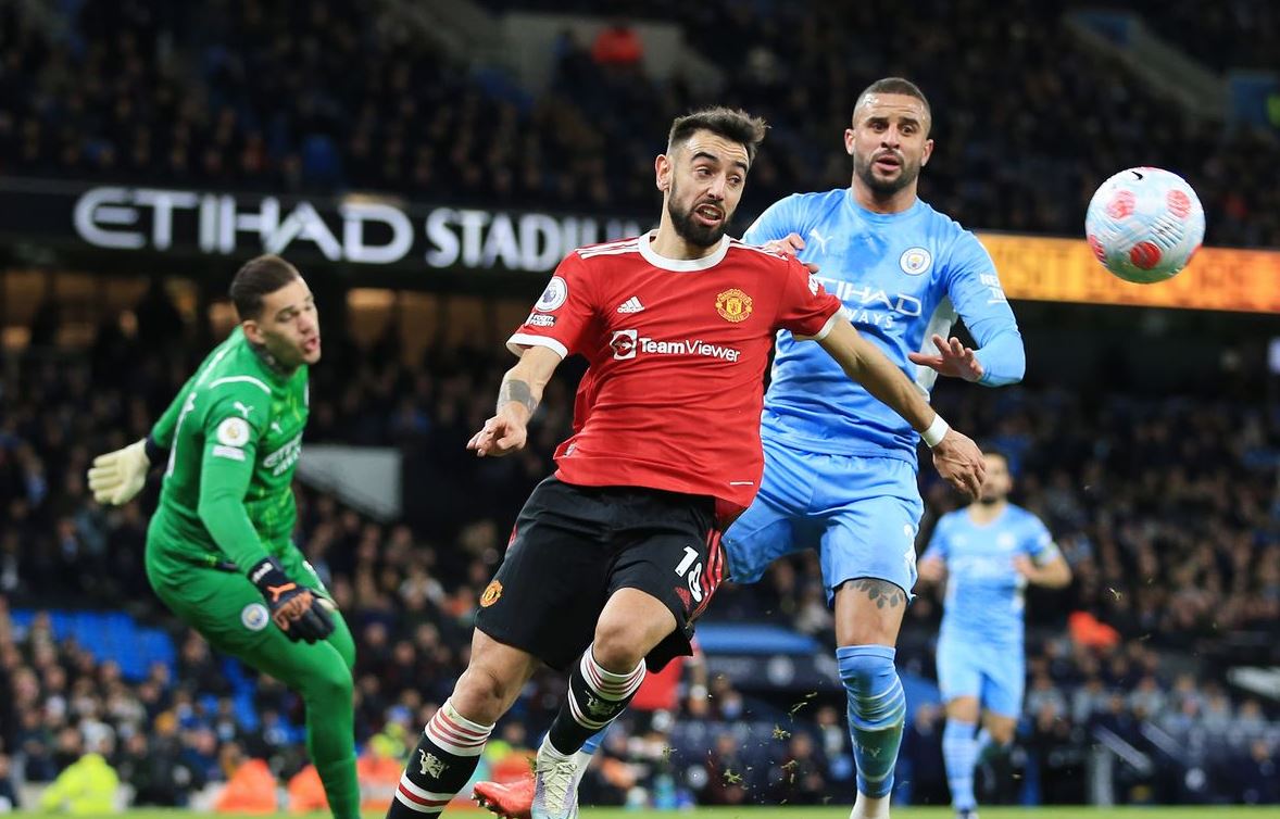 Prediksi Man United Vs Man City: Derby Manchester Memanas di Old Trafford