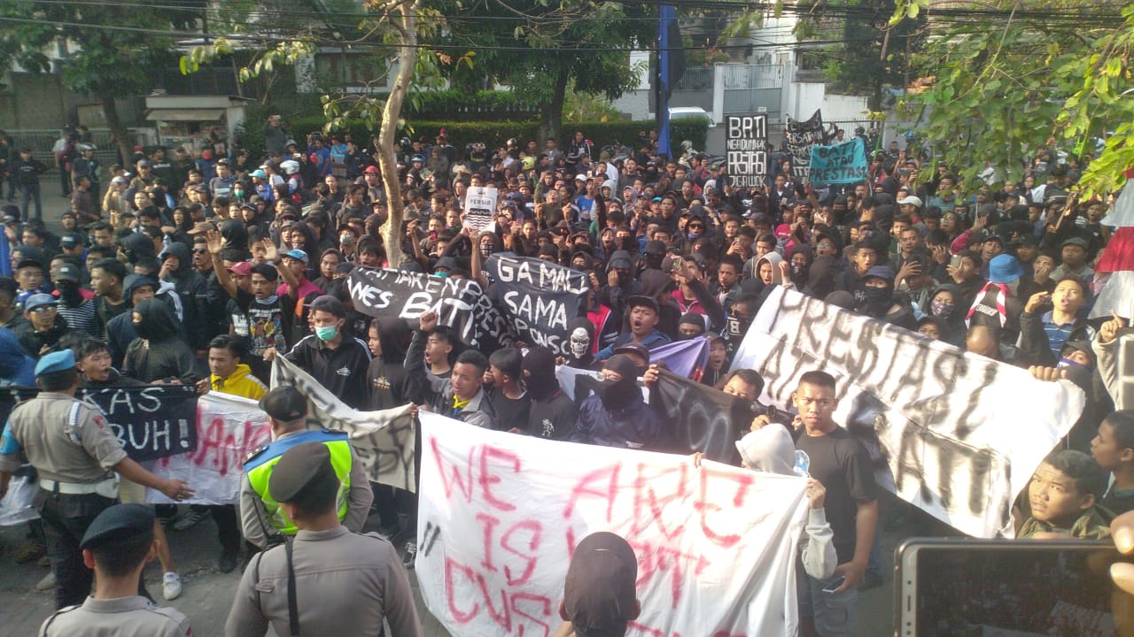 Geruduk Kantor Persib Bandung, Bobotoh Punya Lima Tuntutan