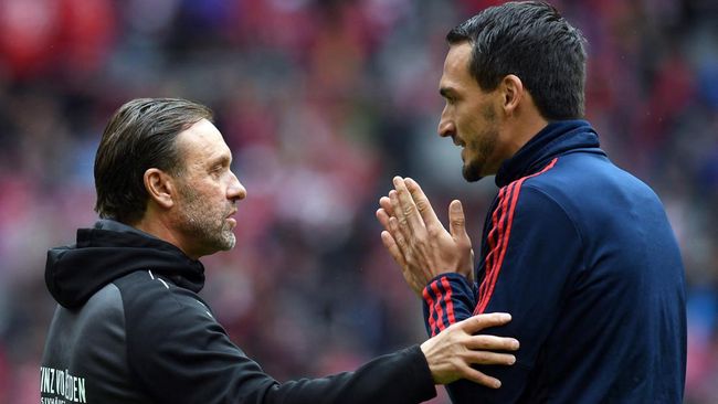 Pelatih Anyar Persija Thomas Doll Tunda Keberangkatan ke Jakarta