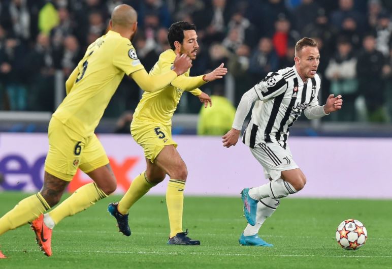 Juventus Lemah di Lini Tengah, Arthur Jadi Sorotan