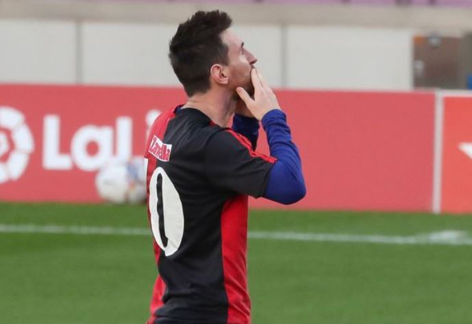 Denda Barcelona dan Cerita di Balik Selebrasi Gol Emosional Lionel Messi