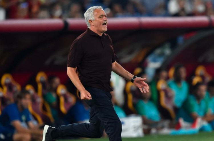 Roma Habiskan 100 Juta Euro di Bursa Transfer, Jose Mourinho Belum Puas