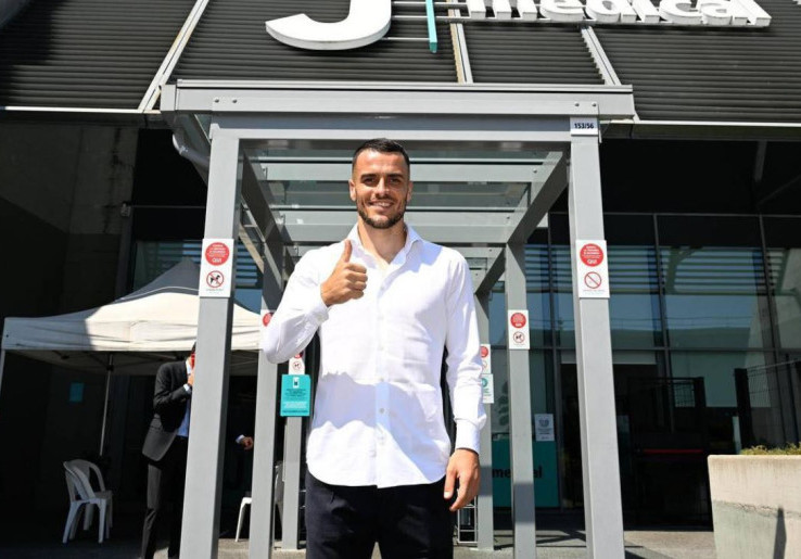 Filip Kostic Tak Berpikir Dua Kali Gabung Juventus