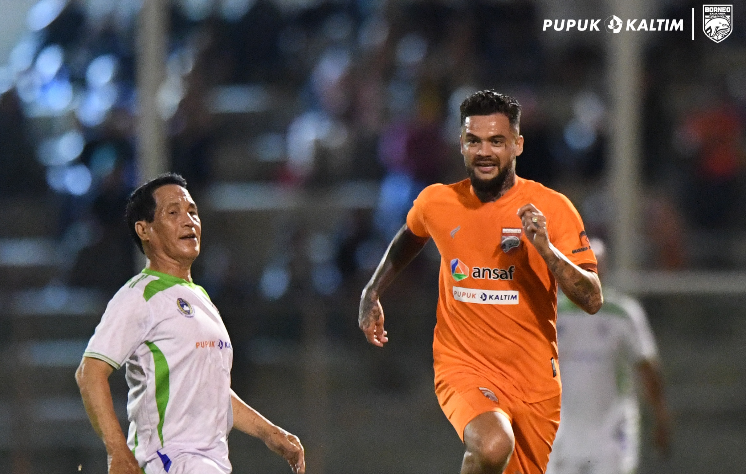Pupuk Kaltim Gelar Football Day Pertemukan Legenda PKT Bontang dengan Borneo FC Samarinda