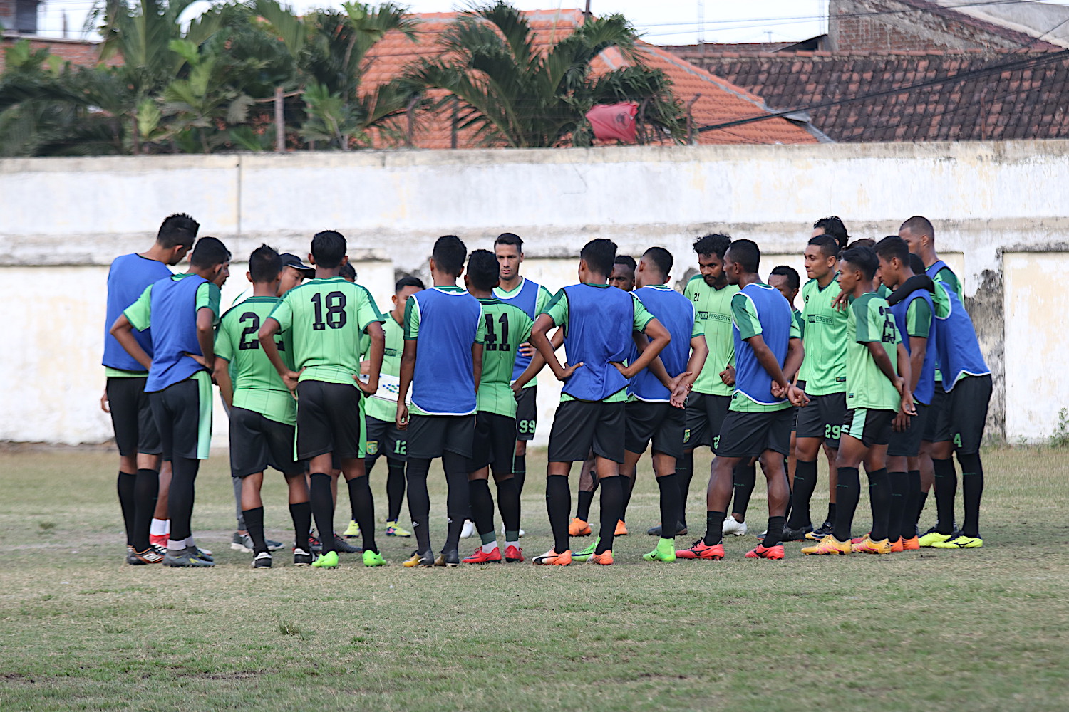 Dengan Materi Pemain Muda, Djanur Optimistis Finish di Posisi Enam Besar