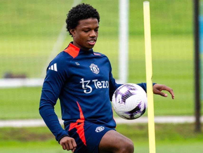 Tidak Ambil Opsi Beli, PSV Eindhoven Kembalikan Tyrell Malacia ke Manchester United 