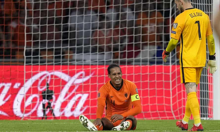 Paniknya Jurgen Klopp Lihat Van Dijk Cedera Lagi