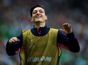 Mencari Jalan Keluar Terbaik untuk Mesut Ozil