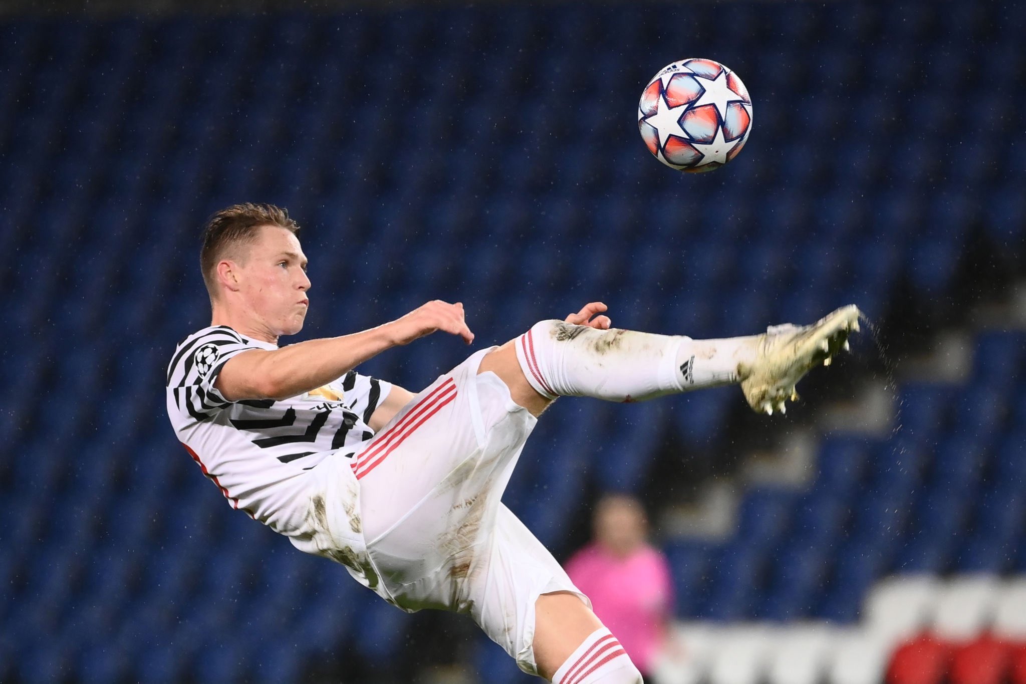 Scott McTominay dan 3 Bintang Eropa yang Gunakan Lensa Kontak saat Bertanding