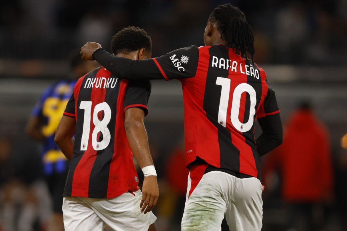 Nkunku Masuk Daftar Jual, AC Milan Perpanjang Kontrak Rafael Leao?