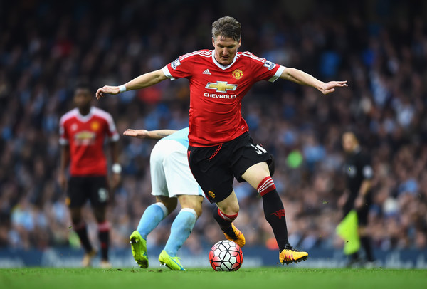 Schweinsteiger Menghilang Dari Skuat Foto Resmi Skuat Manchester United 2016/17