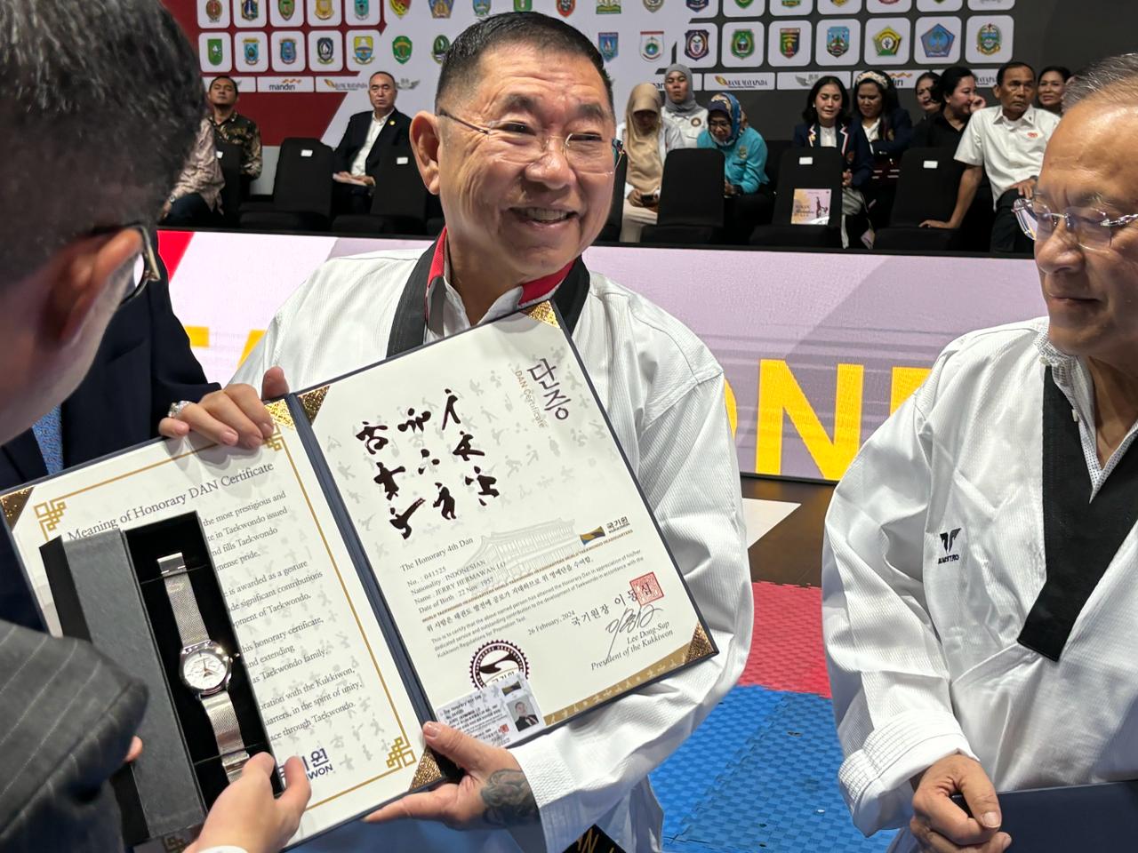 Ketum PBTI Puji Perhatian Jerry Hermawan Lo terhadap Taekwondo Indonesia 
