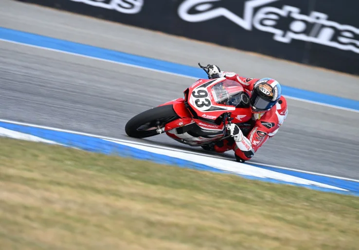 Pebalap Indonesia Juara Asia ARRC AP250 di Thailand
