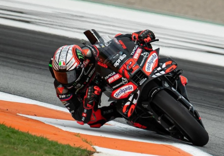 Hasil MotoGP Valencia 2025: Marco Bezzecchi Tutup Musim dengan Kemenangan