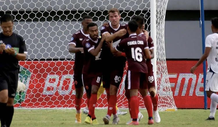 Hasil Liga 1: PSM Kalahkan PSIS, Persebaya Imbang dengan Persita