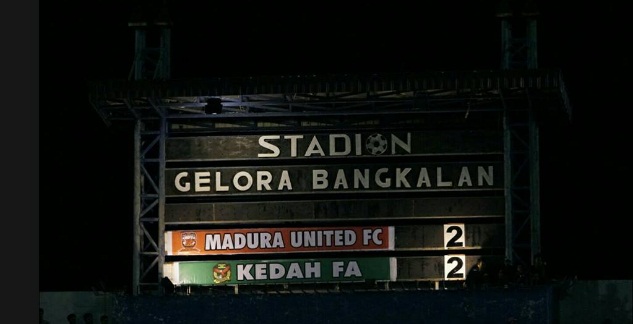 Madura United Juara Suramadu Super Cup 2017, Persija Juru Kunci