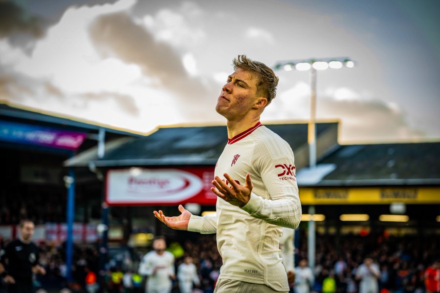 Cara Mengeluarkan Ketajaman Rasmus Hojlund