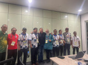 Brunei Vs Timnas Indonesia, Ketum PSSI Iwan Bule Tunjukkan Keakraban dengan Deputi Presiden FABD