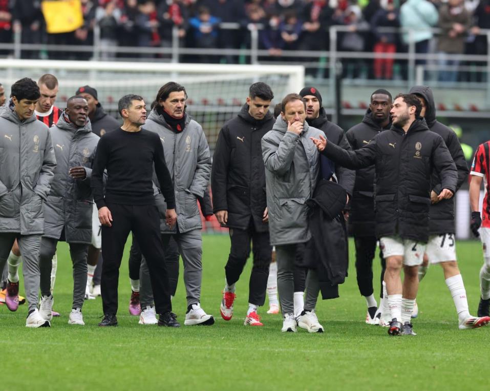 AC Milan Menang, Sergio Conceicao Ribut dengan Davide Calabria