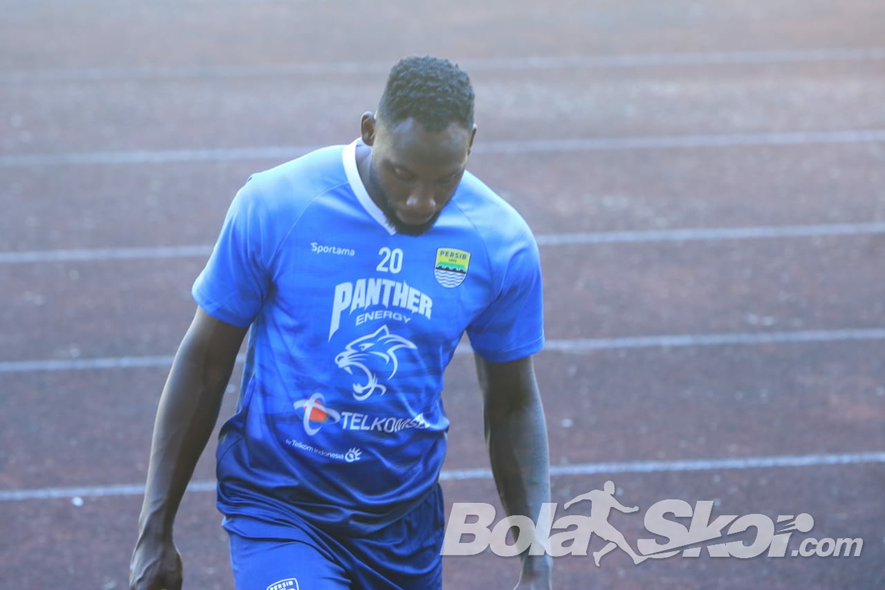 Striker Asing Persib Kembali Rasakan Jet Lag