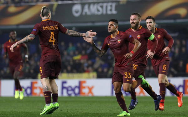 Roma Pesta Gol di Markas Villareal