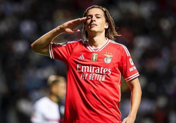 Sulit Dapatkan Patrick Dorgu, Manchester United Alihkan Fokus ke Alvaro Fernandez