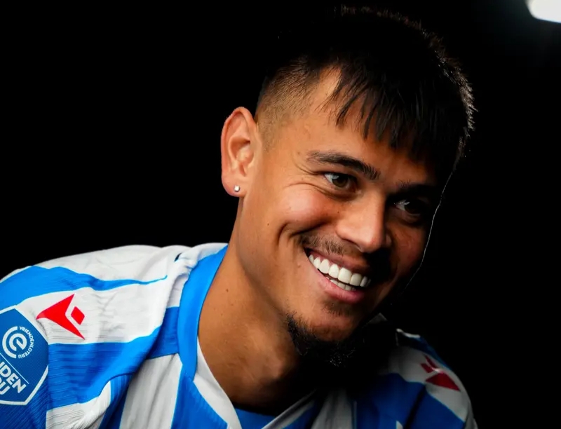 Mees Hilgers Tak Ragu Gabung Heerenveen, Ini Alasan Bek Timnas Indonesia