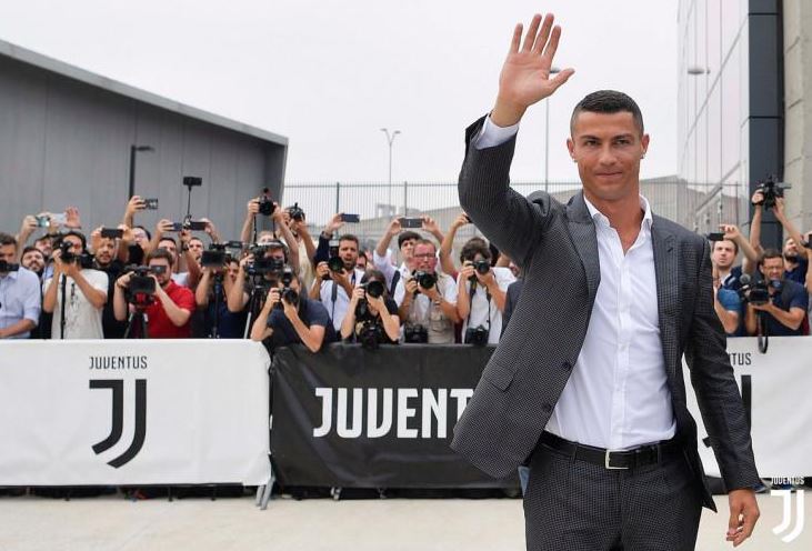 Nostalgia - Dua Tahun Cristiano Ronaldo di Juventus: Diwarnai Pemecahan Rekor dan Jadi Magnet Sepak Bola Italia