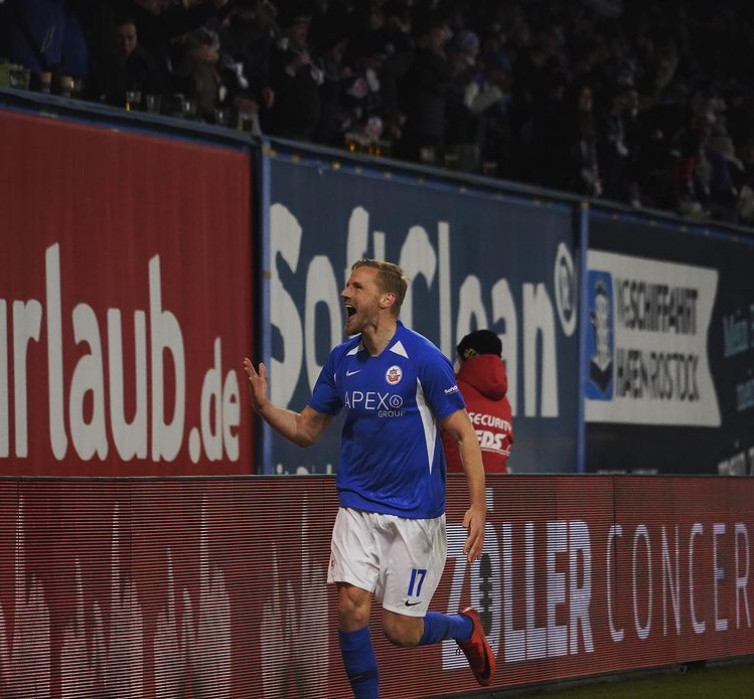 Ikuti Akun Persija, Kepindahan Hanno Behrens Juga Dikonfirmasi Pelatih Hansa Rostock
