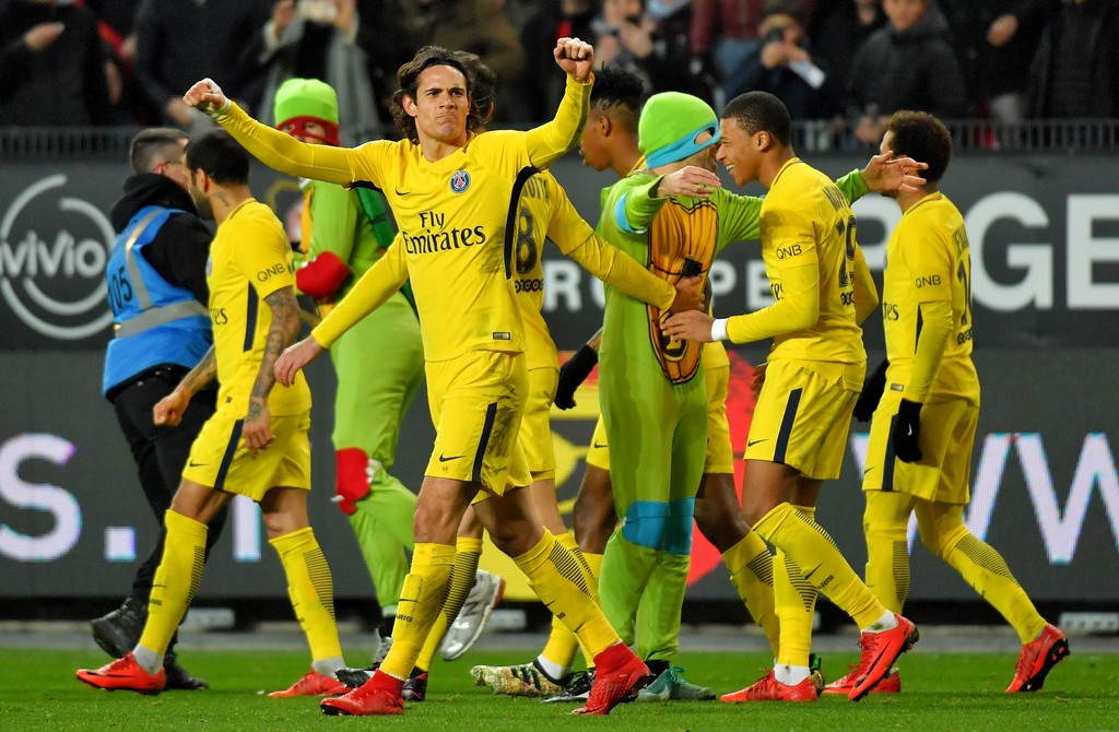 Publik Seharusnya Bersyukur Ada Klub Kaya Raya Seperti PSG dan Man City