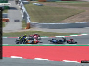 Lomba MotoGP Katalunya: Lorenzo Buat Rossi, Dovizioso, dan Vinales Kecelakaan 