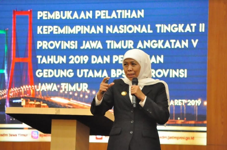 Pesan Gubernur Jatim untuk Bonek dan Aremania