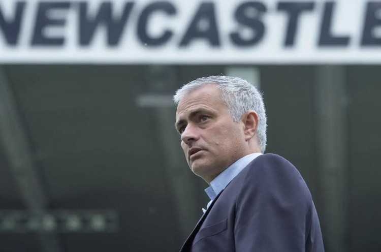 Newcastle United Bisa Sukses Meraih Trofi jika Ditangani Jose Mourinho