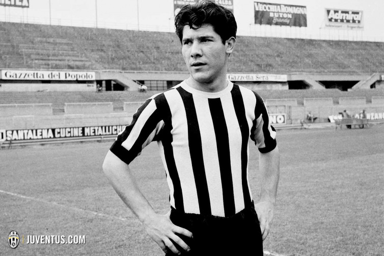 Nostalgia - Ketika Omar Sivori Mencetak Setengah Lusin Gol di Derby d'Italia