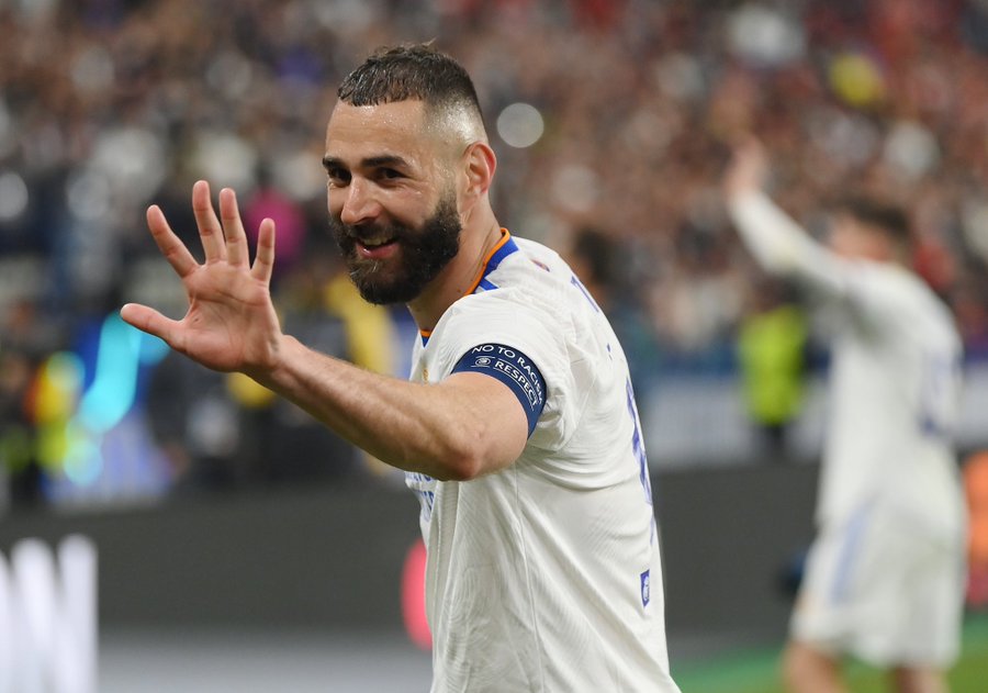 Real Madrid dan Karim Benzema Tambah Satu Tahun Lagi
