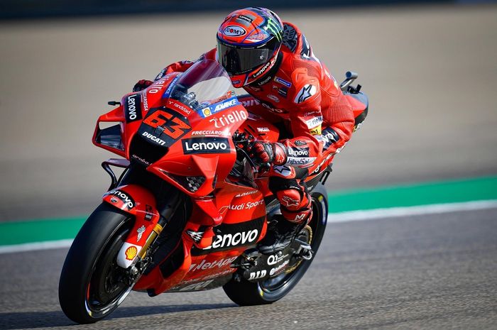 Kualifikasi MotoGP Emilia Romagna: Bagnaia Tercepat, Rossi di Posisi Buncit