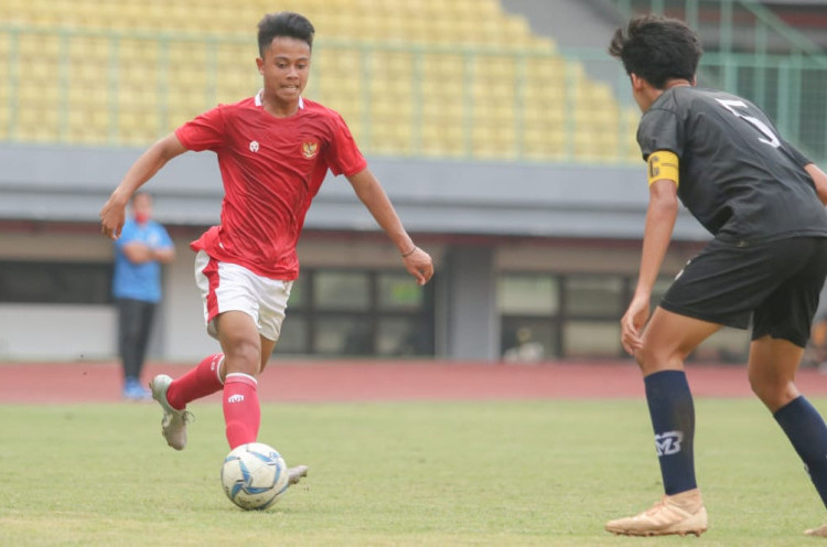 Bima Sakti Lakukan Reposisi Pemain pada TC Timnas Indonesia U-16