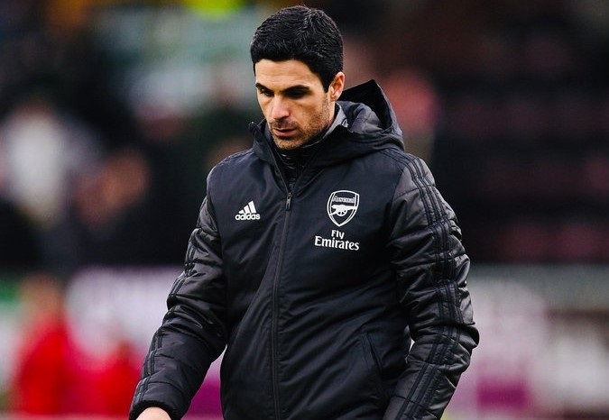 Arsenal Tertahan di Markas Burnley, Mikel Arteta Salahkan Rumput