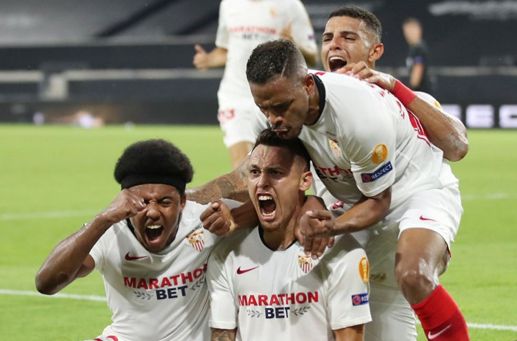 Nama Besar Manchester United Tak Buat Sevilla Takut