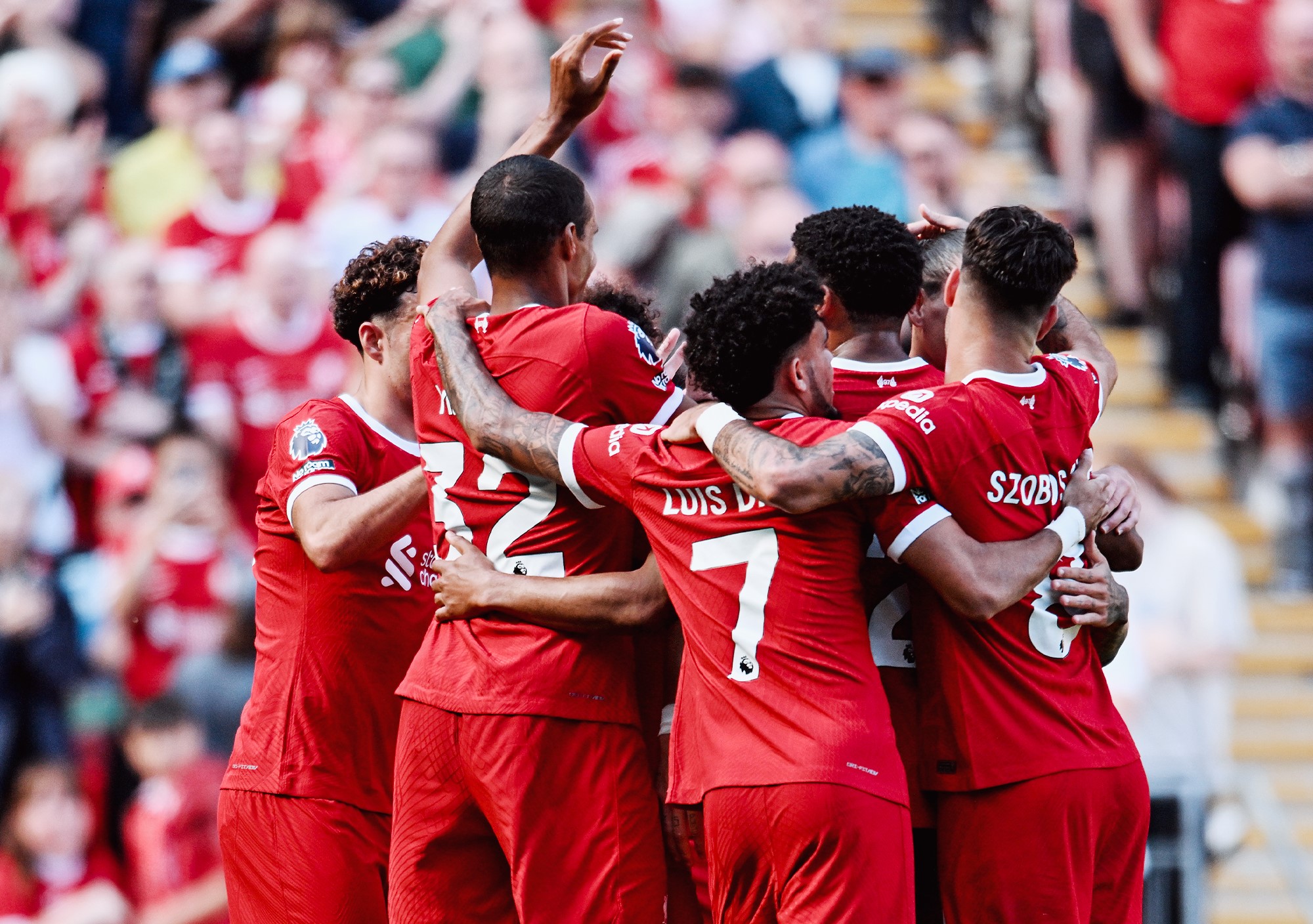 Rekrut Banyak Gelandang, Transfer Liverpool Masih Belum Lengkap