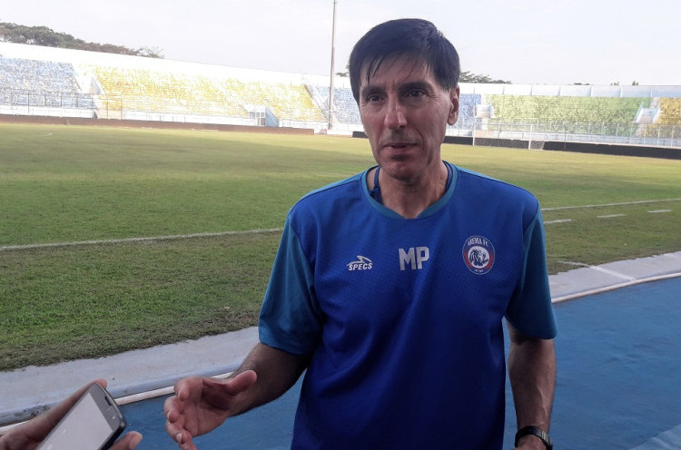 Pelatih Arema FC Waspada dengan Bek Tengah Asing PSIS Semarang