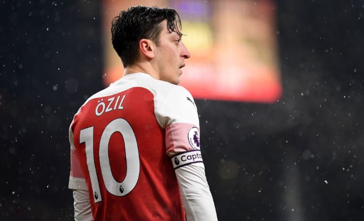 Ikrar Setia Mesut Ozil untuk Arsenal
