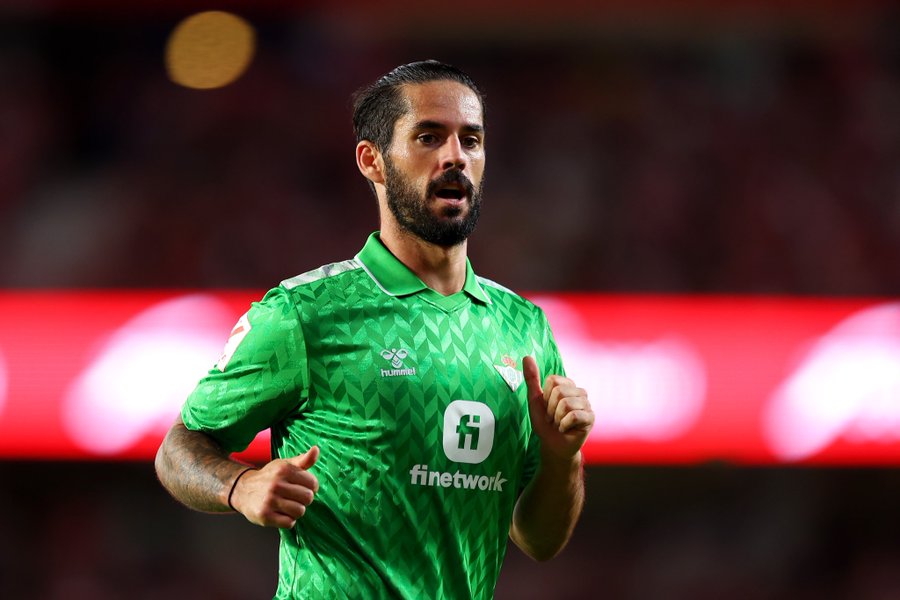 Bersemi Kembali, Isco Delapan Kali Jadi Pemain Terbaik