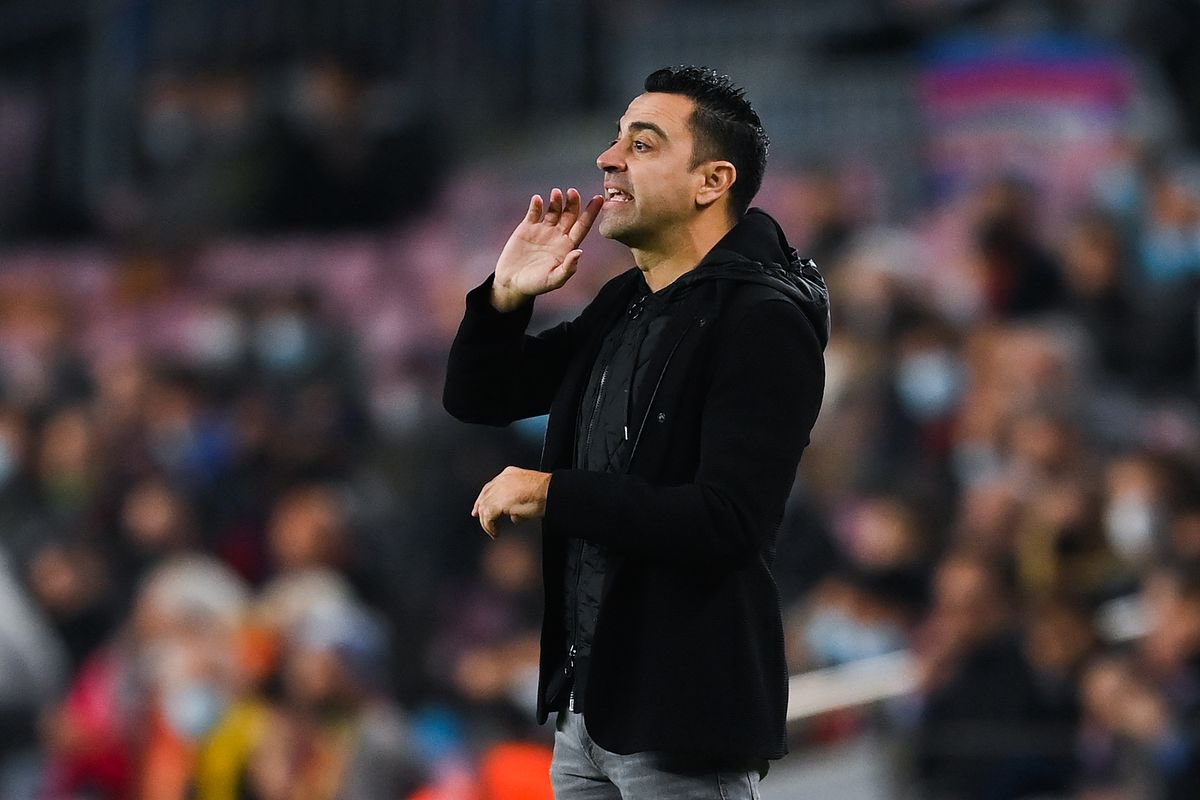 Dianggap Tidak Lebih Baik dari Koeman, Xavi Beri Pembelaan