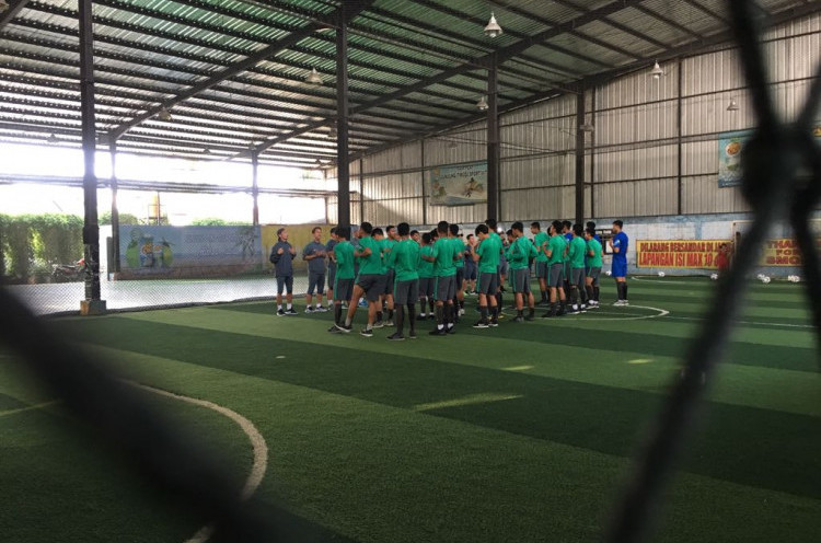 Piala AFF U-19: Timnas Indonesia U-19 Bersiap di Lapangan Futsal, Saddil Ramdani Masih Bermasalah