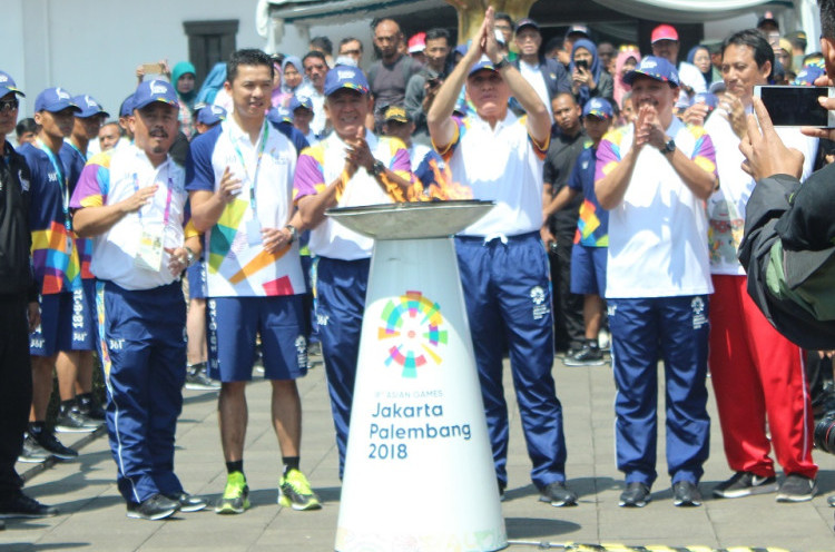 Api Obor Asian Games 2018 Sempat Diinapkan Satu Hari di Kota Bandung