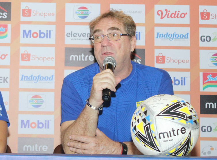 Persib Bandung Ditekuk Barito Putera 0-1, Robert Rene Alberts Merasa Timnya Buruk