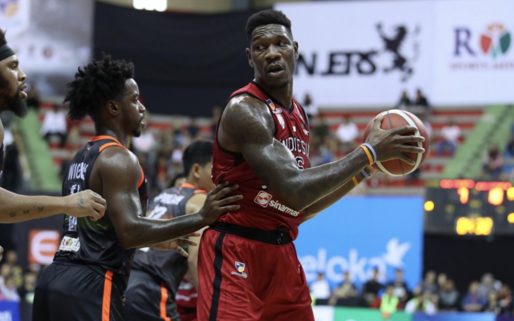 Lester Prosper dan Brandon Jawato Bela Timnas Muda di IBL 2021